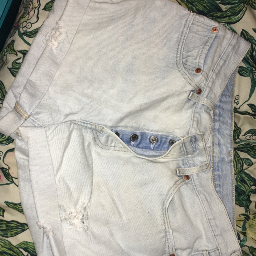 Levi's 501 Shorts - image 1